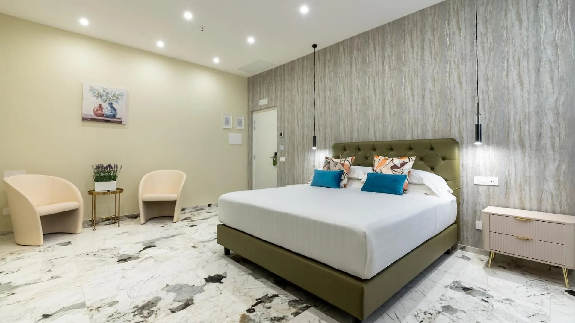 69 Suite Boutique Roma Otel