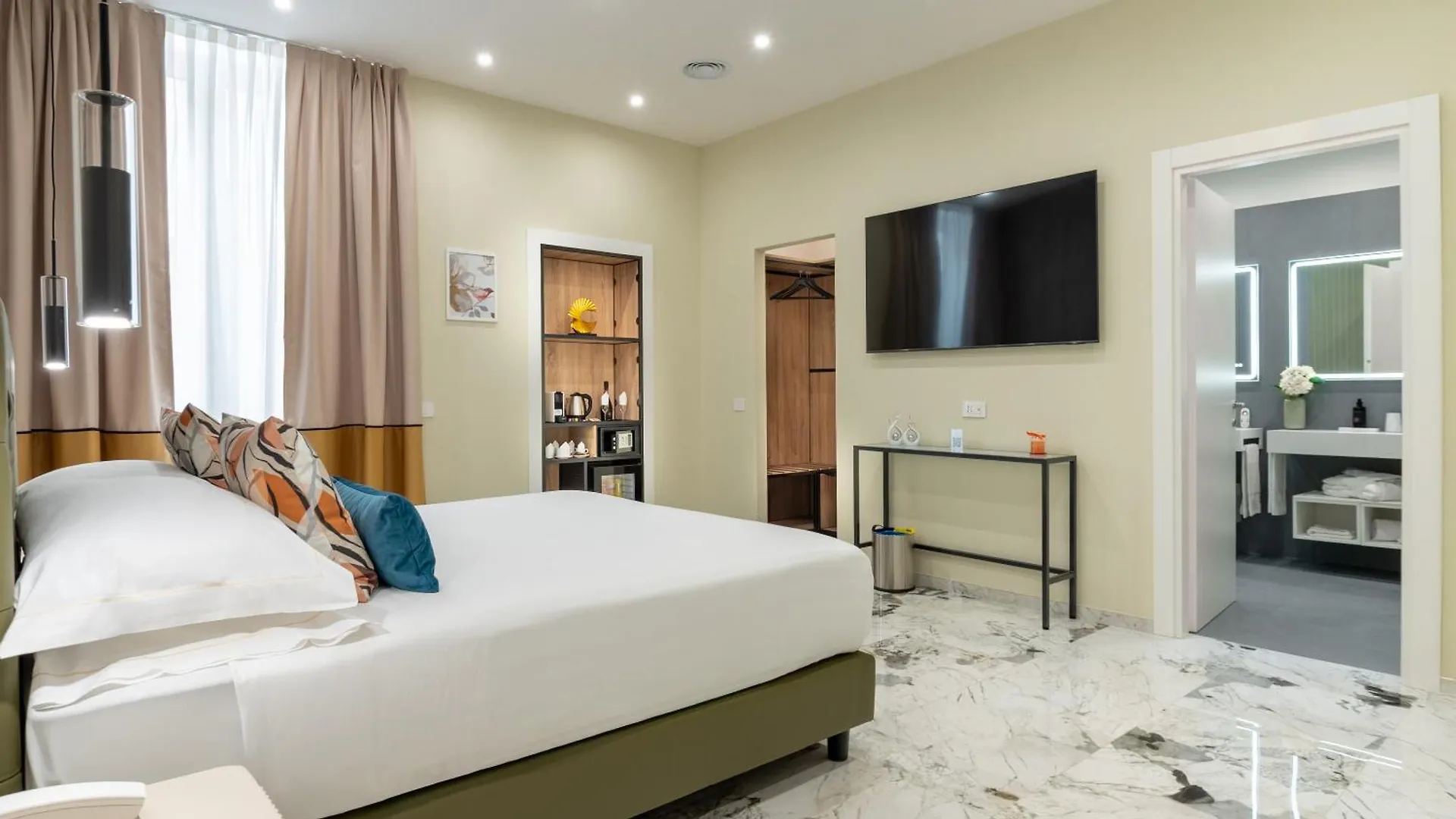 69 Suite Boutique location
